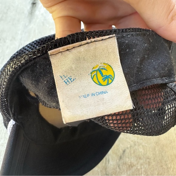 Hawaiian Islands Trucker Snap Back Hat - Picture 4 of 6